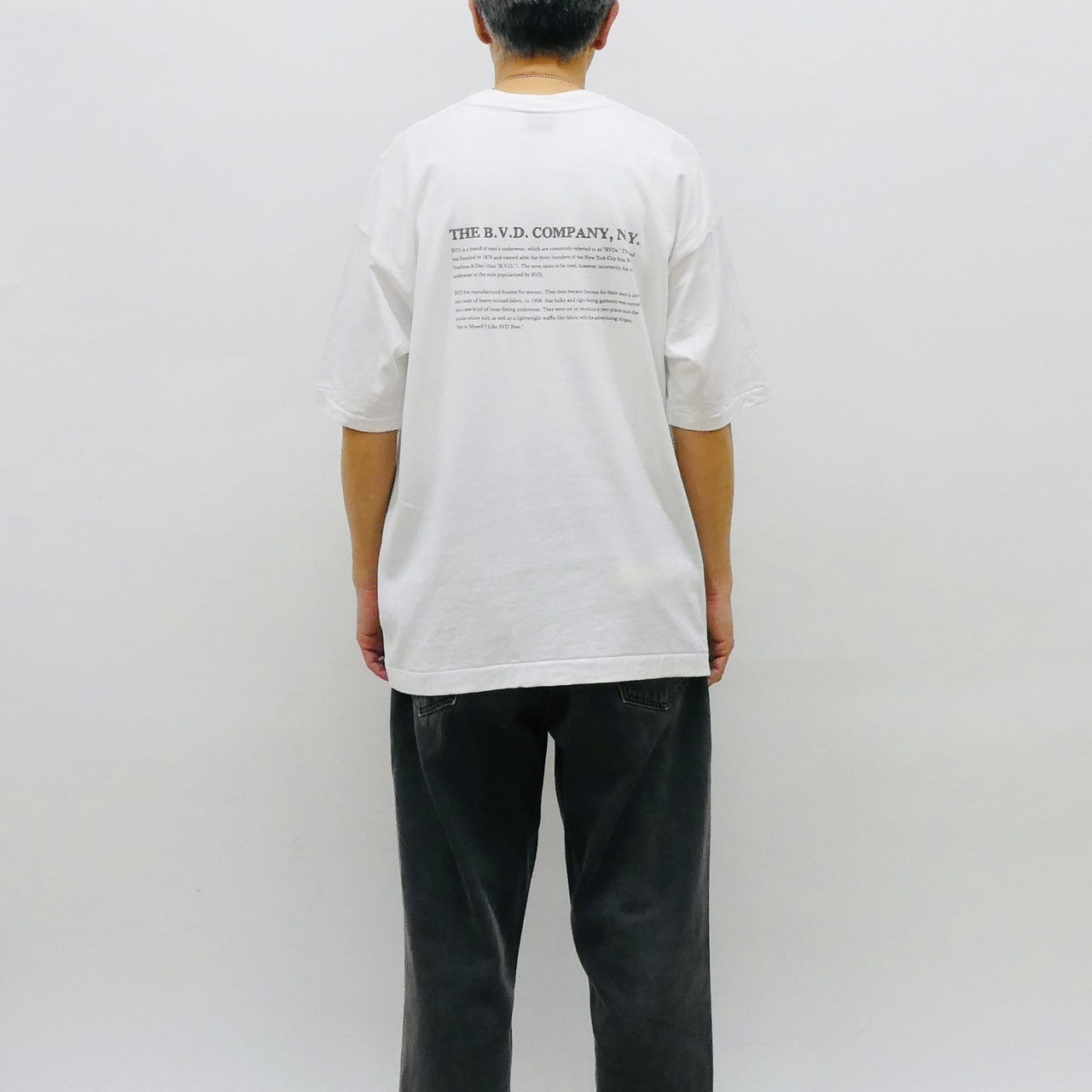 3 YOUNGER MEN TEE