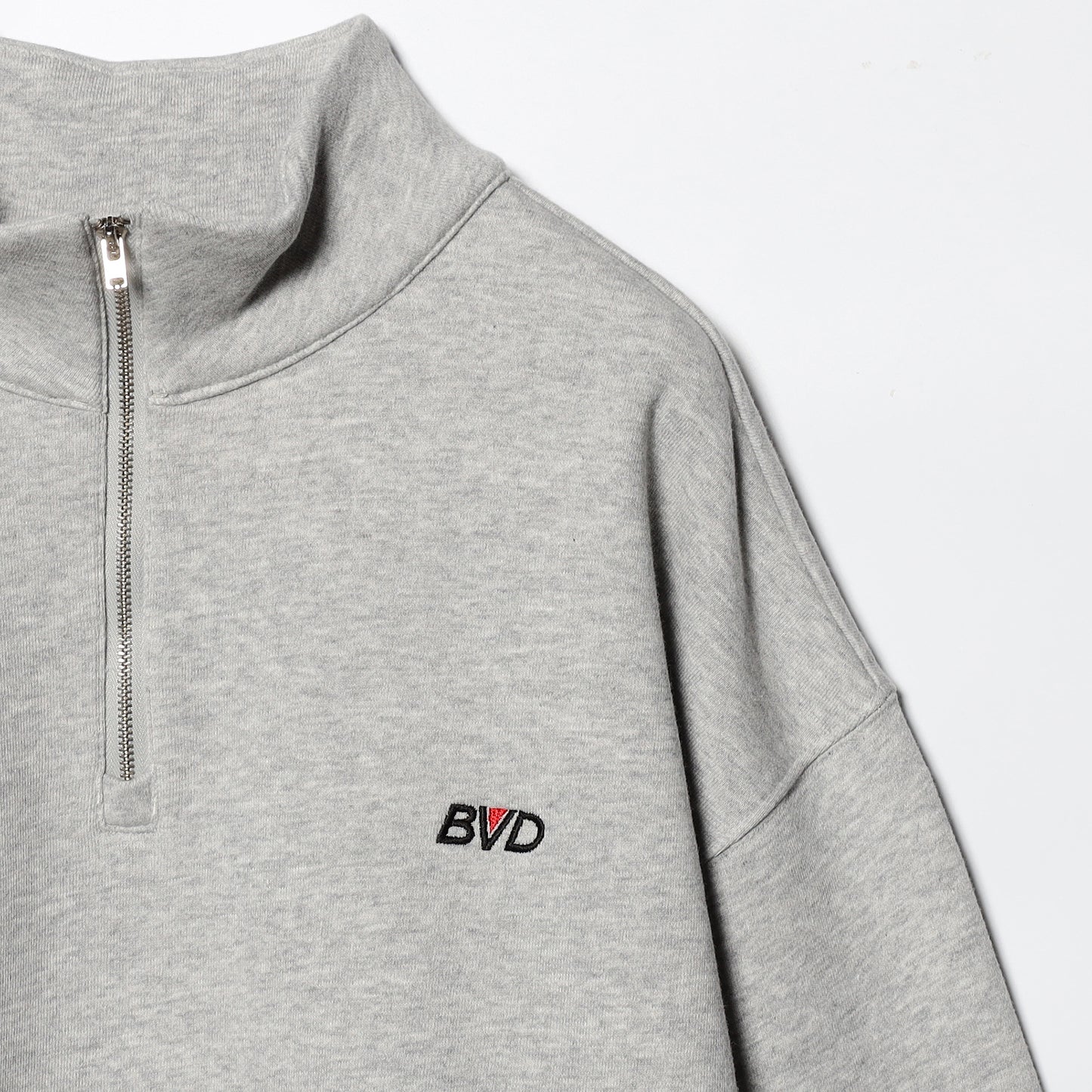 SMALL LOGO HALF ZIP SWEAT